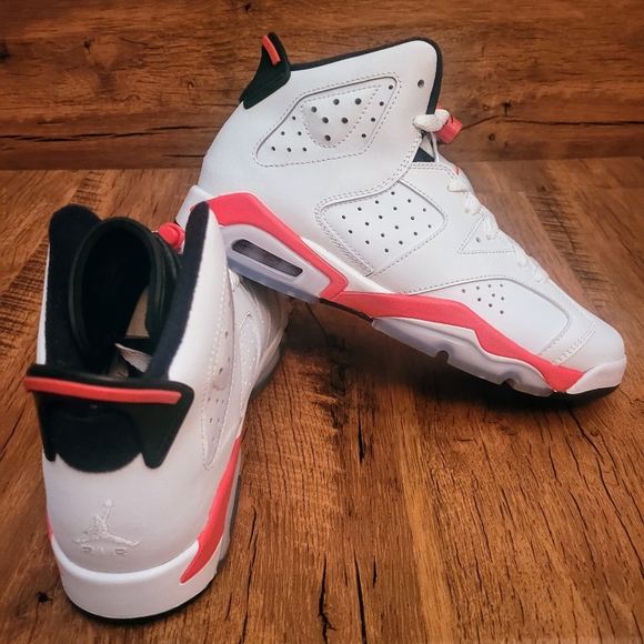 Nike Air Jordan 6 Retro White Infrared 2014 GS Size 6y DS 384665 123 Brand New - Picture 9 of 12